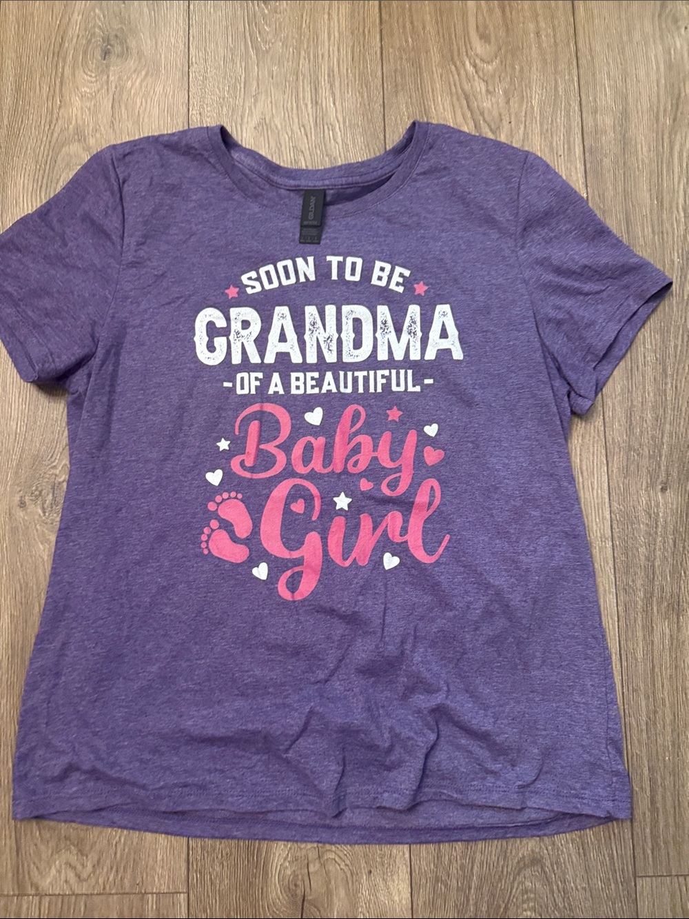 Purple 'Soon to Be Grandma - Baby Girl' Graphic Kids Tee- New bought as for gift